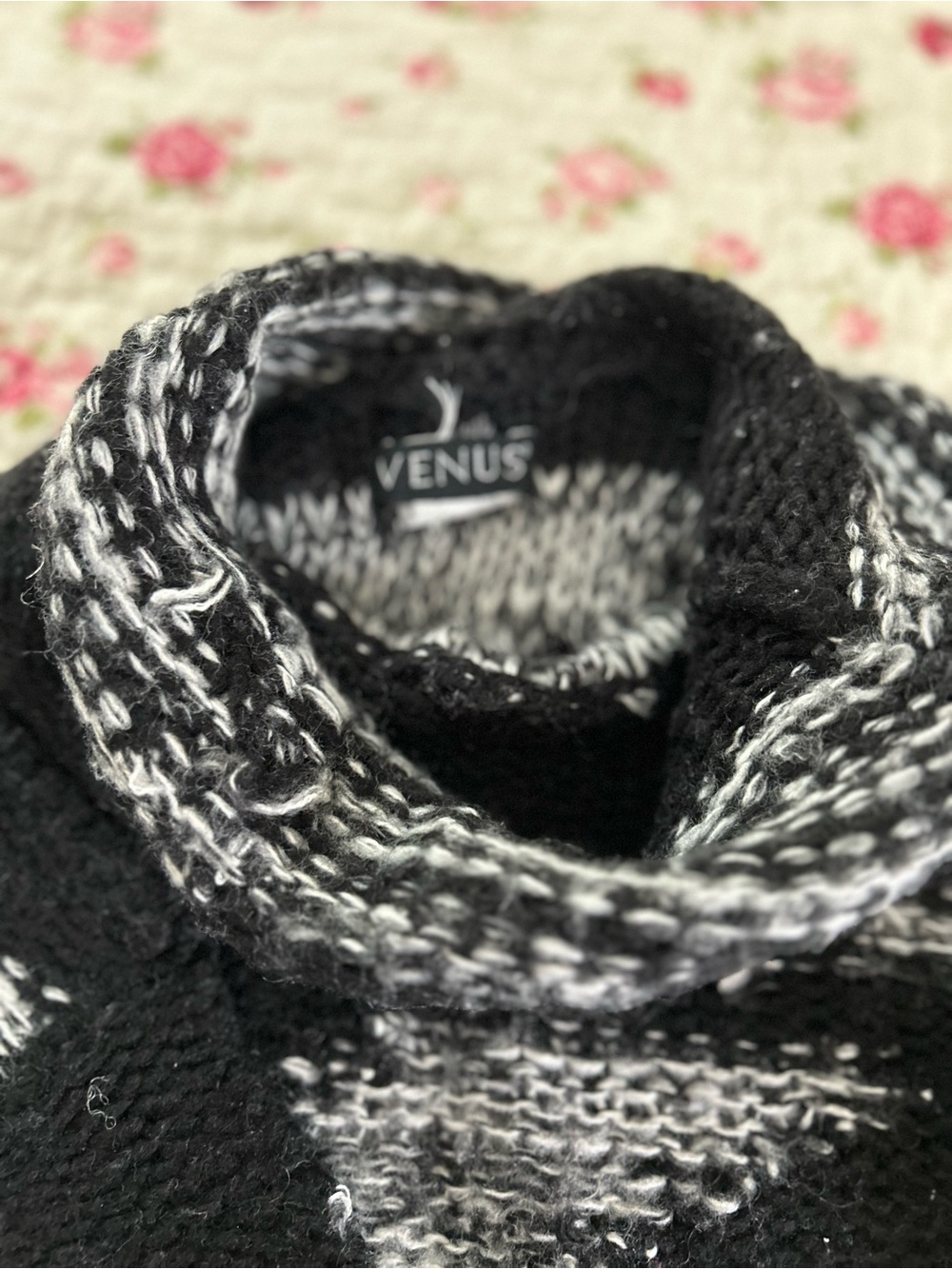 VENUS Black & White Marled Cowl Sweater